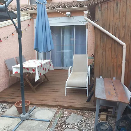 Le Centaure Proche Centre Naturiste Semesterbostad